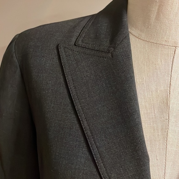 Lafayette 148 New York 2 button closure blazer gray polished sophisticated sz 6 - Picture 3 of 12